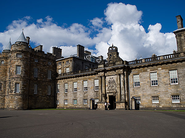 Edinburgh-Palace of Holyrood House-City-Attraction
