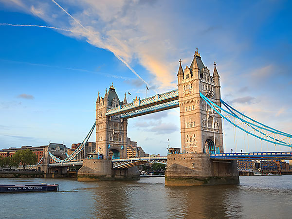 London-Vintry-Thames-Exchange-London-Bridge-Carpark-Attraction